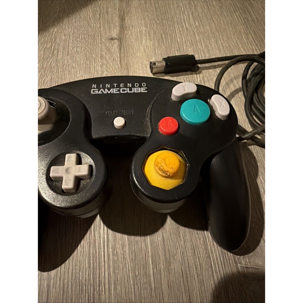 Nintendo Gamecube Controller - Picture 3 of 4